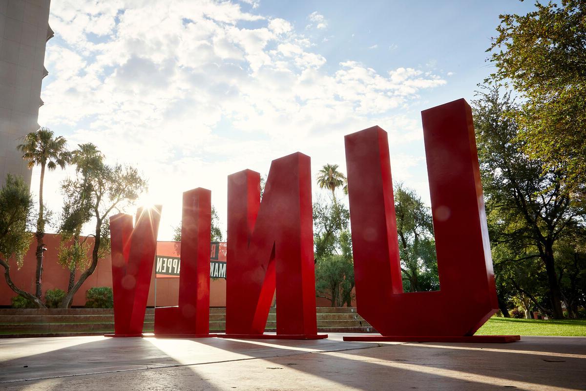 A sculpture of the letters U.N.L.V. on campus.